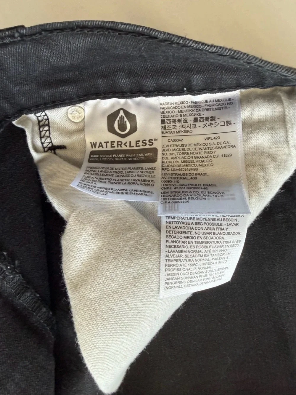 Levi's 502 Jeans Men's 36/34 Black Taper Fit Classic City College Work EUC